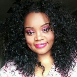 Meet your Posher, Whitney